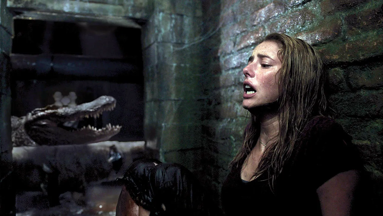Crawl 2 horror sequel directed by Alexandre Aja, featuring new cast members Richard Brake, Sarah Niles, and Ray Panthaki