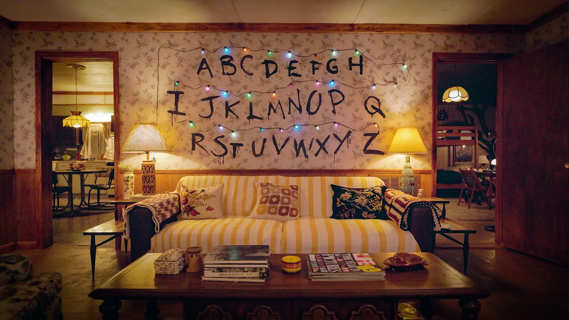 Airbnb Halloween destinations featuring spooky and haunted stays for horror fans