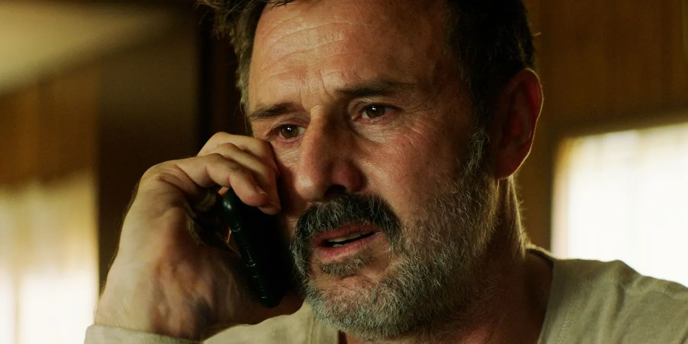 David Arquette and Mena Suvari star in the upcoming horror thriller Homesick.